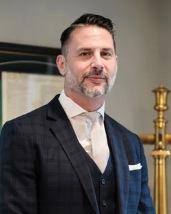 Michael J Montanari