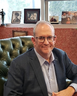 Lawrence Eric Davidow